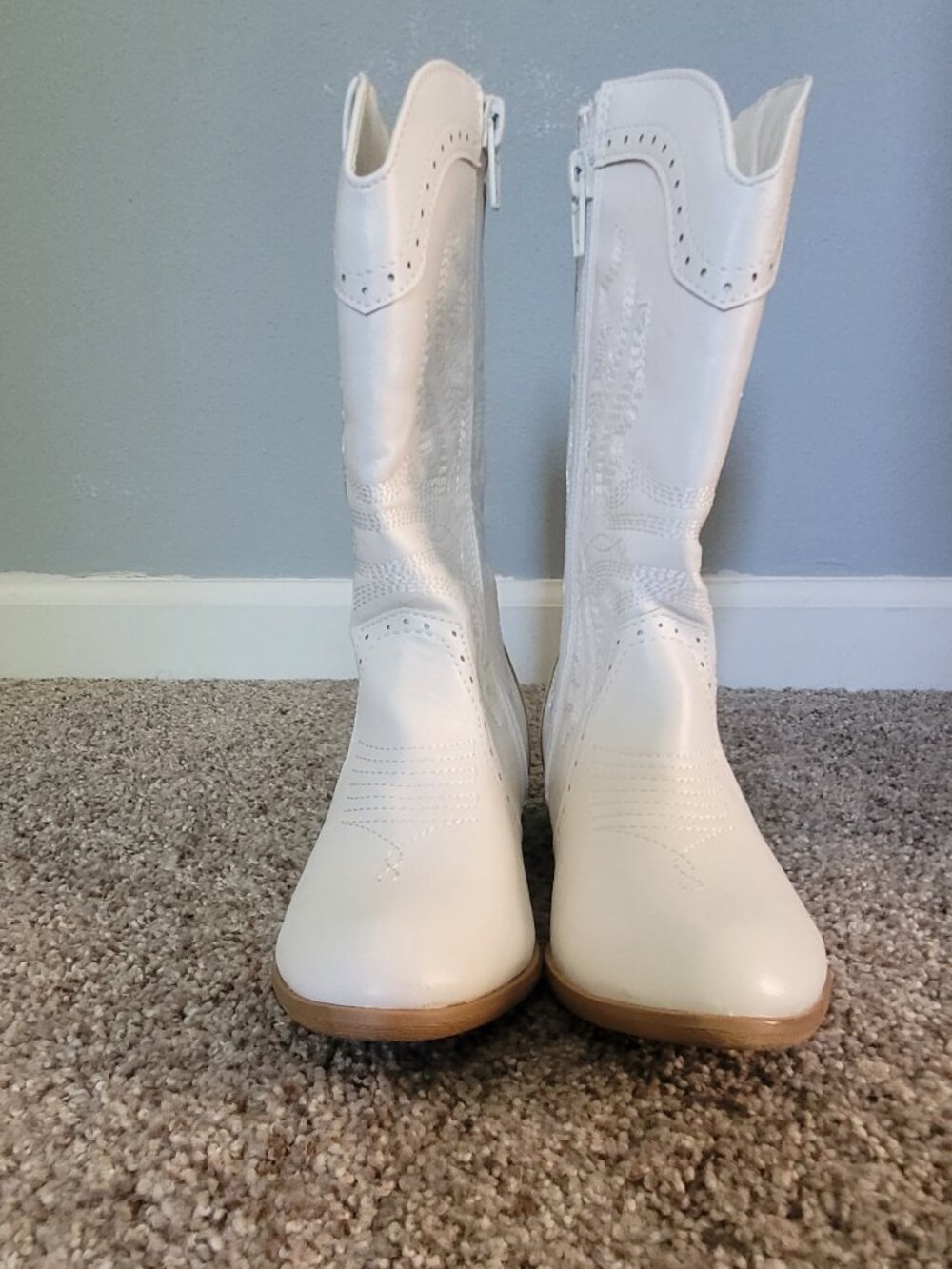 Dream Pairs Girls White Western Cowboy Boots Size 2 – Like New - Picture 8 of 10
